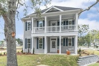Building Photo - Charming 4 Bedroom Cottage Available in Ogden, NC