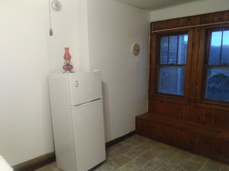 Building Photo - 7312 Central Avenue Pike