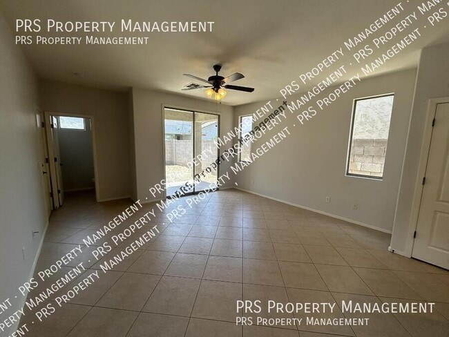 Building Photo - 3651 E Sundance Ave