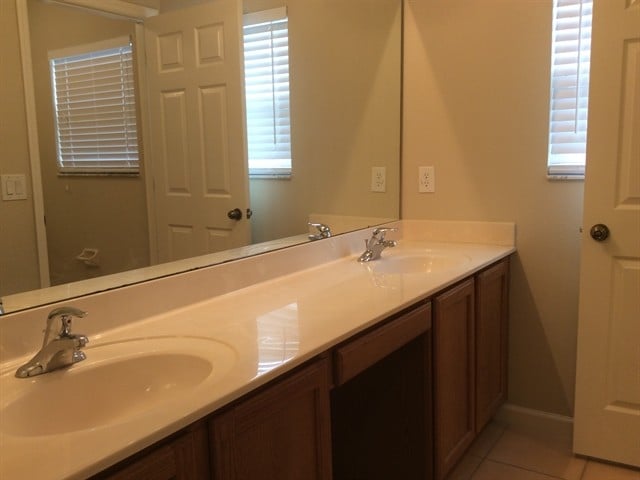 Building Photo - 10956 Willow Ridge Loop