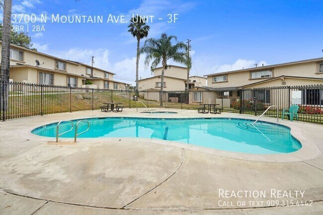 Building Photo - 3700 Mountain Ave N