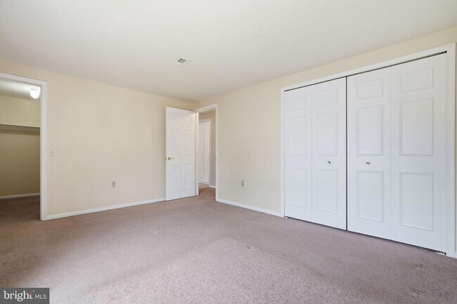 Building Photo - 10205 Balsamwood Dr