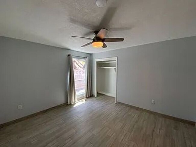 Building Photo - SWEET FAMILY HOME