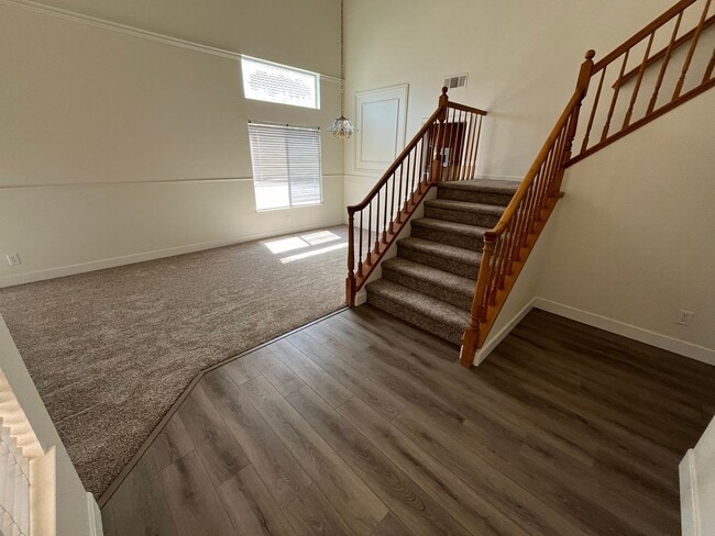 Building Photo - North Modesto Home