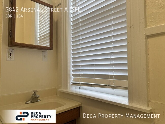 Building Photo - 3840-3842 Arsenal St