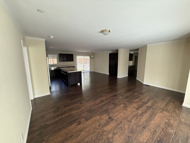 Building Photo - 54325 Pine Crest Ave