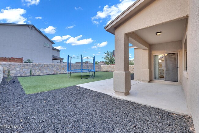 Building Photo - 14953 Willie Worsley Ave