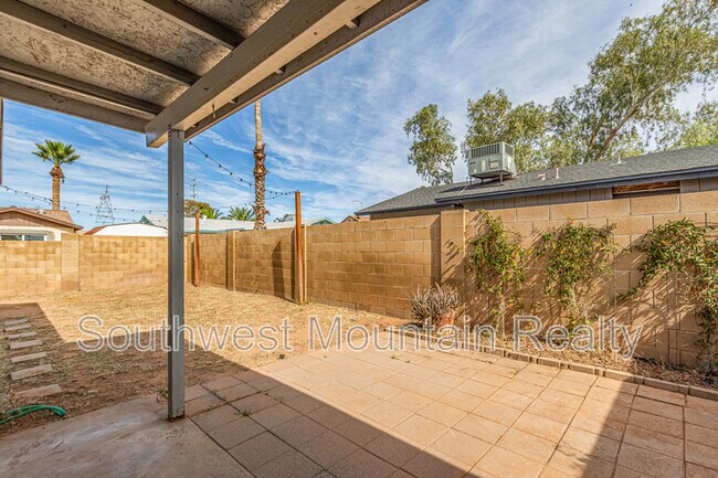 Building Photo - 4744 E Camino St