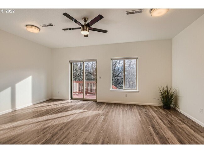 Building Photo - Modern Comfort in a Quiet, Beautiful Neighborhood – 3 Bed, 2.5 Bath Home