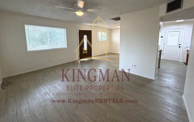 Building Photo - Spacious 3-Bedroom, 2-Bath Home Featuring Fresh Updates Throughout