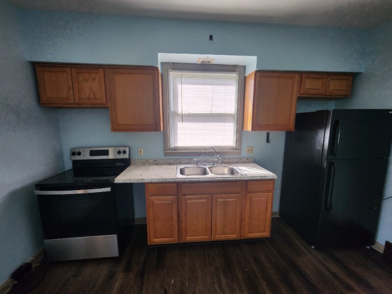 Building Photo - 308 Menoher Wy