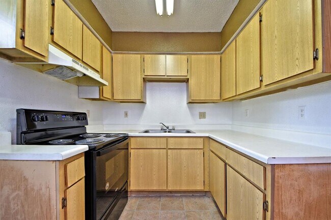 Building Photo - 9636 Crofton St