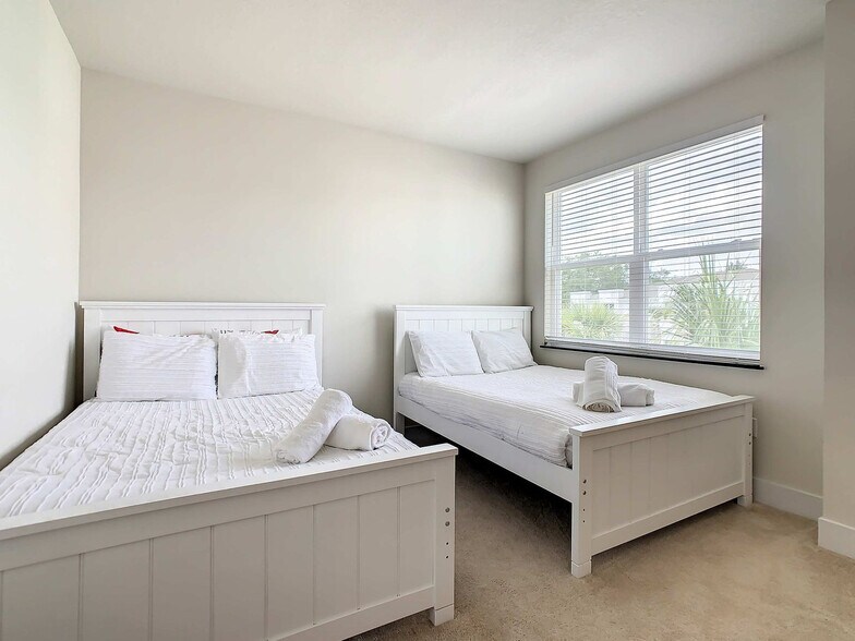 Building Photo - 17204 Blessing Dr