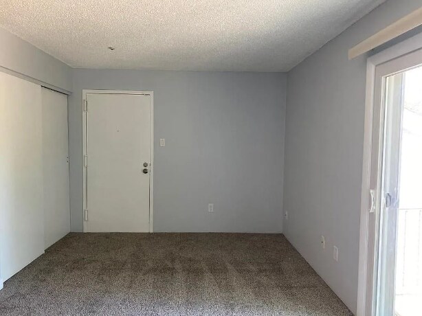 Living entry door - 2 Village Way