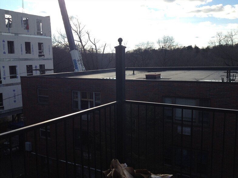 Building Photo - 71 S Huntington Ave