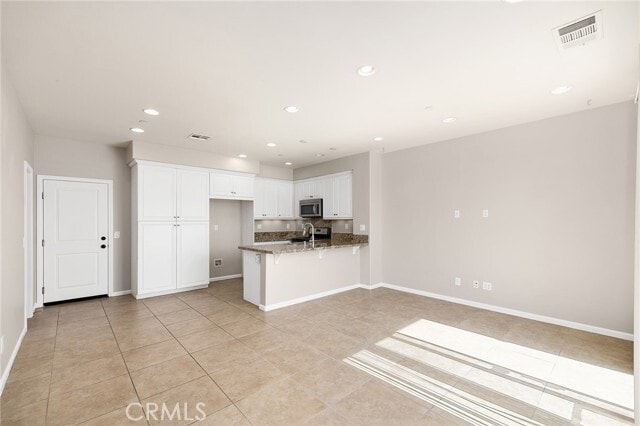 Building Photo - 44087 Calle Luz