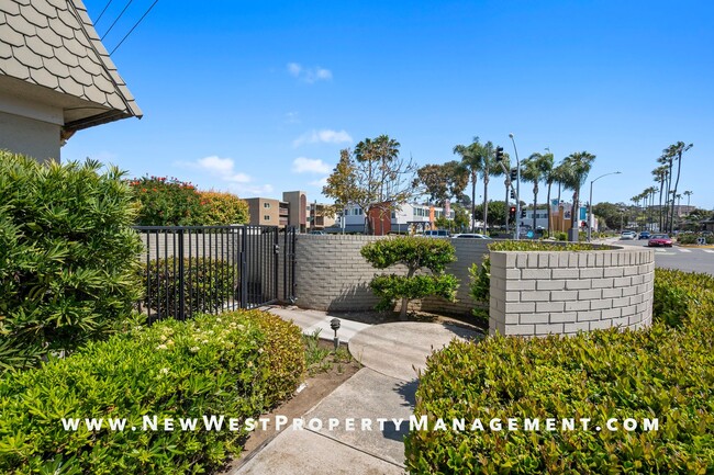 Building Photo - Beautifully upgraded Point Loma 2-bedroom ...