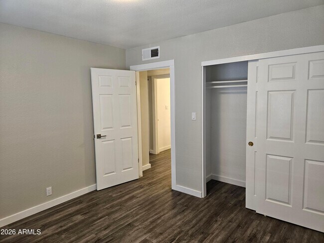 Building Photo - 1829 N 50th St