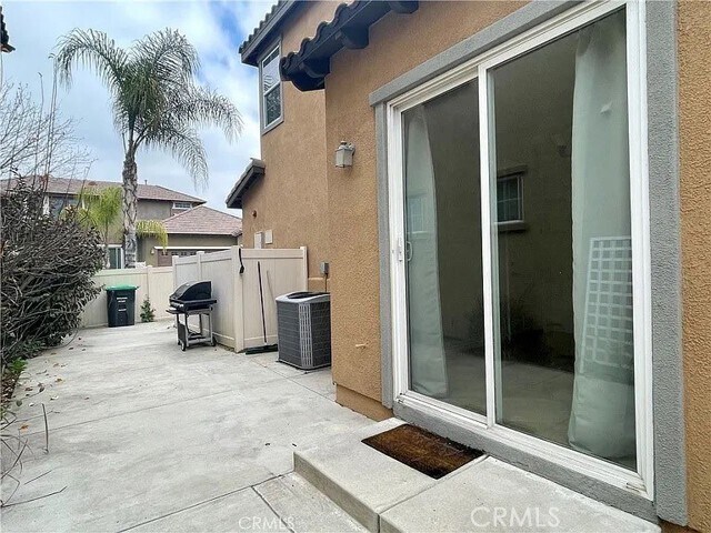 Building Photo - 26380 Fowler Dr