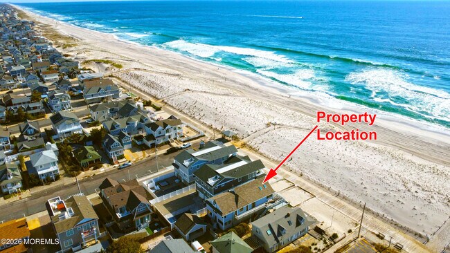 Building Photo - 304 Oceanfront