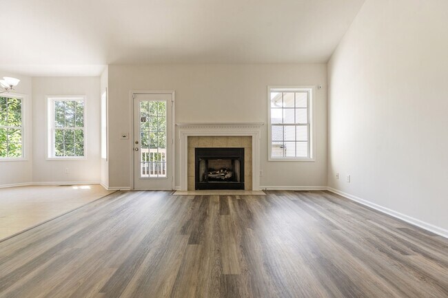 Building Photo - 4013 Kristen St