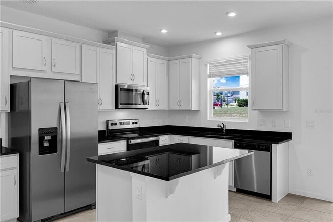 Building Photo - 1108 Lakeshore Breeze Pl