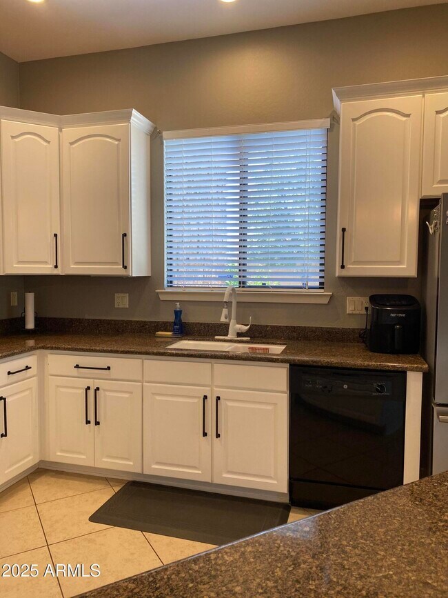 Building Photo - 4241 Pebble Creek Pkwy