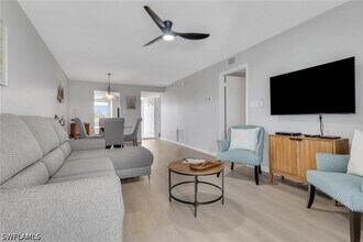Building Photo - 7400 Estero Blvd