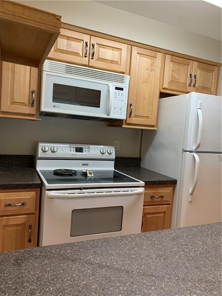 Building Photo - 1001 Grandview Ave