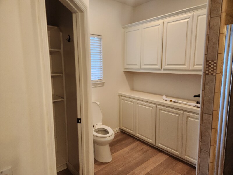 Building Photo - 1234 Kendi Ln