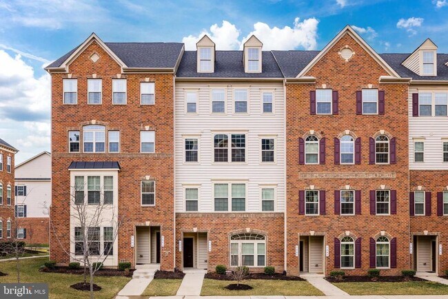 Primary Photo - 7071 Darbey Knoll Dr