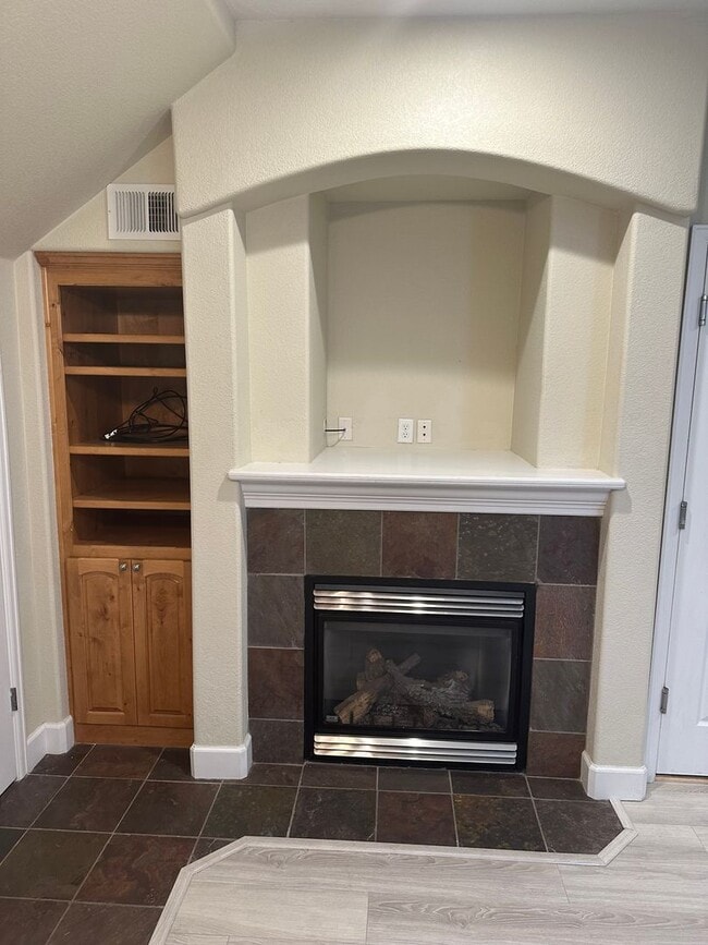 Building Photo - Main Level West Fork Condo