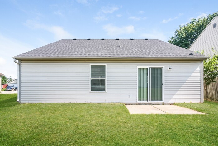 Building Photo - 7143 Moon Ct