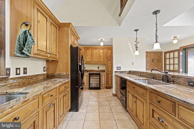 Building Photo - 12780 Chatter Brook Dr