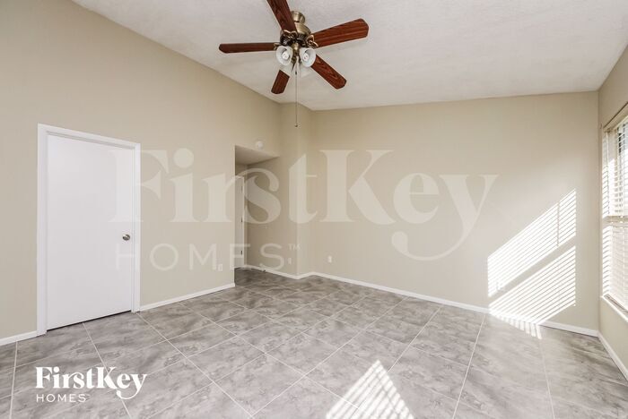 Building Photo - 10272 Willowemac Ct