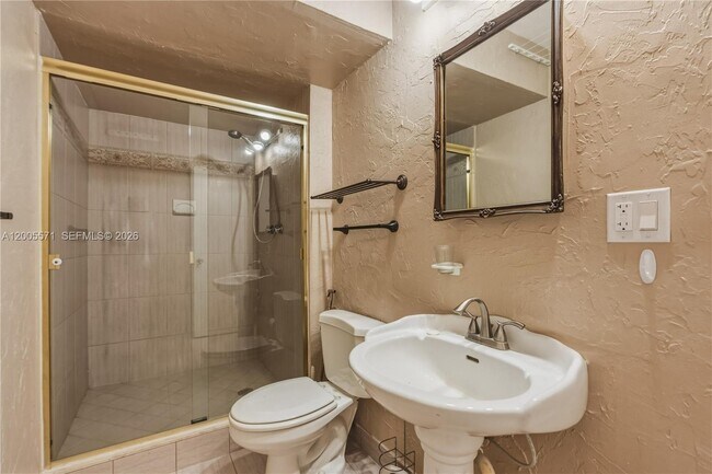 Building Photo - 1600 S Ocean Dr