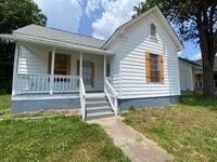 Building Photo - 1 Bedroom, 1 Bathroom- House in South Rome