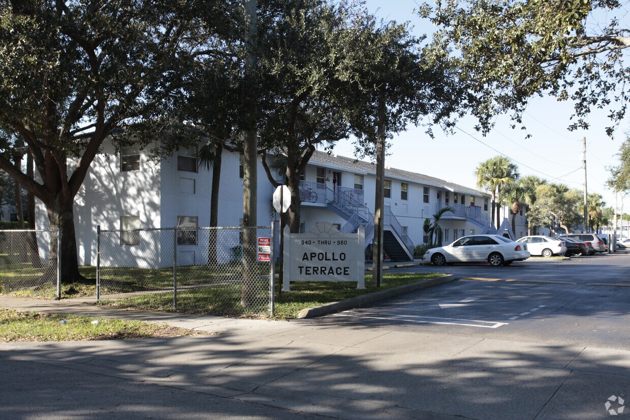 Apollo Terrace Hollywood Fl Apartment Finder