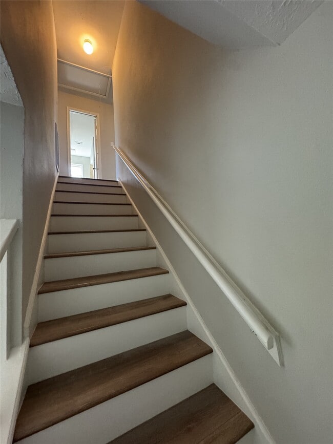 Building Photo - 3818 Willow Springs Ln