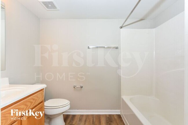 Building Photo - 938 Leeward Dr