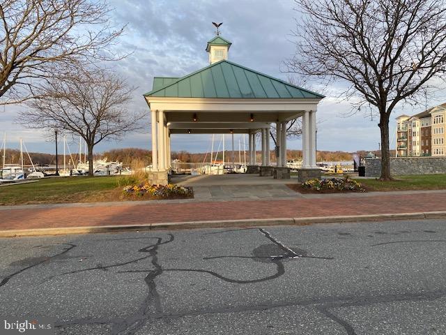 Building Photo - 820 Belmont Bay Dr