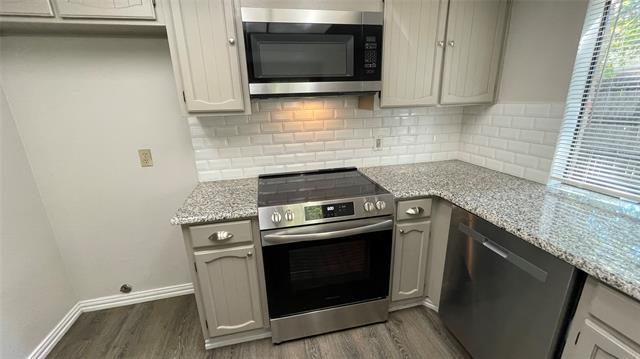 Building Photo - 3201 Willow Bend Ct