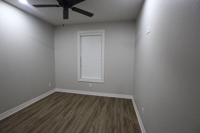 Building Photo - Stunning 3 bedroom 2 bath rental in Whitehouse! – A Must-See!