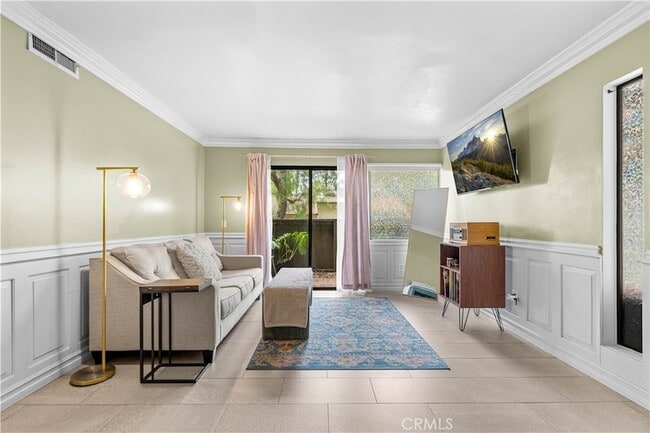 Building Photo - 22886 Hilton Head Dr