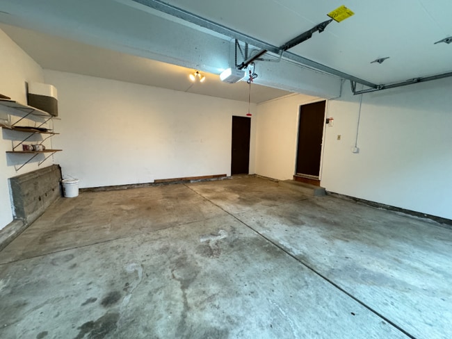 Building Photo - 64 Shannon Ct