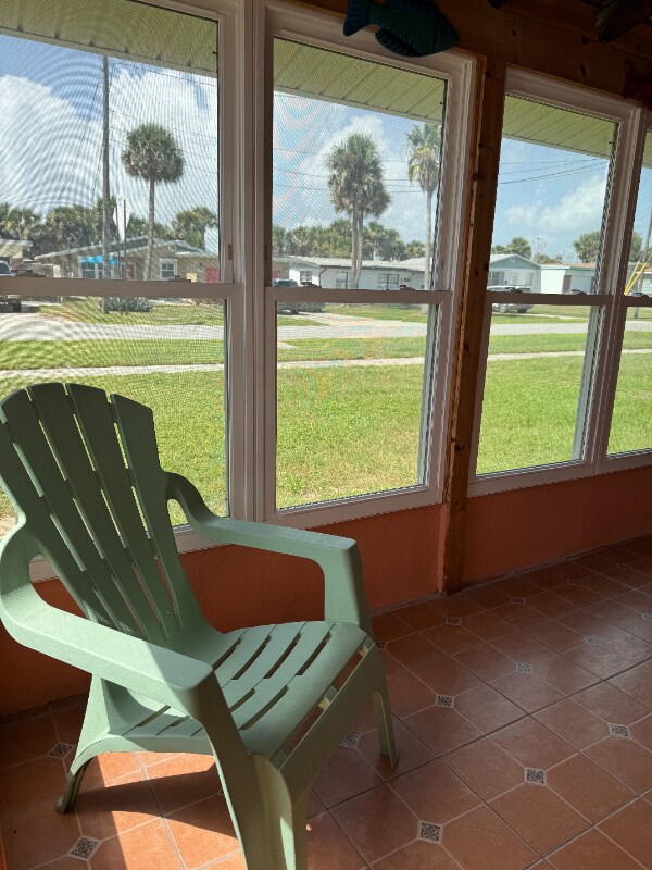 Building Photo - 385 Woodland Ave