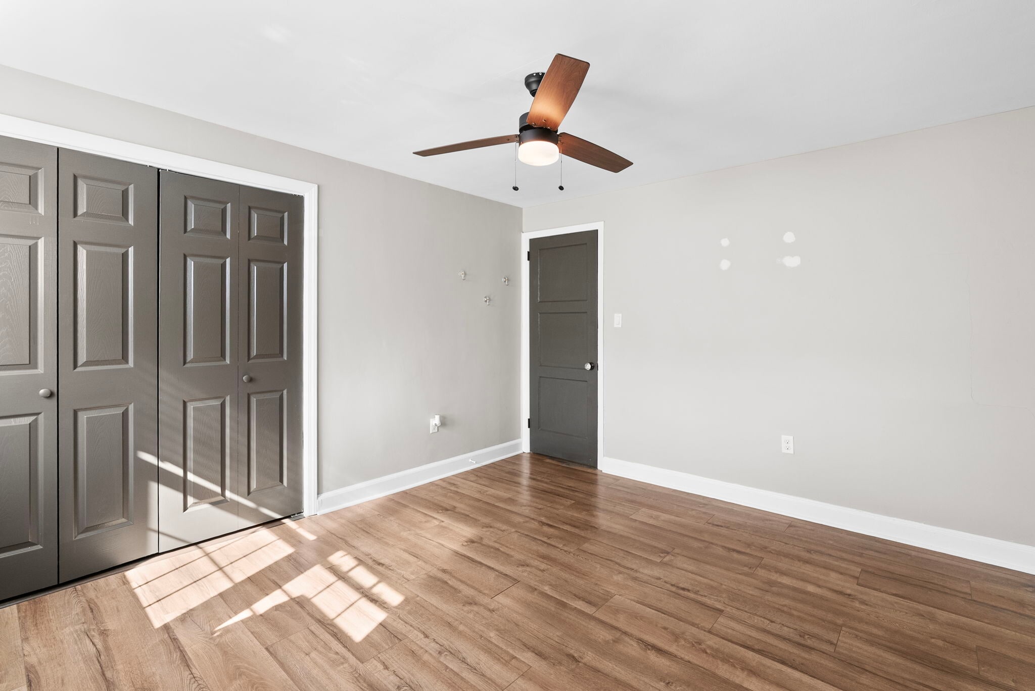 Building Photo - 720 Shaw Ave