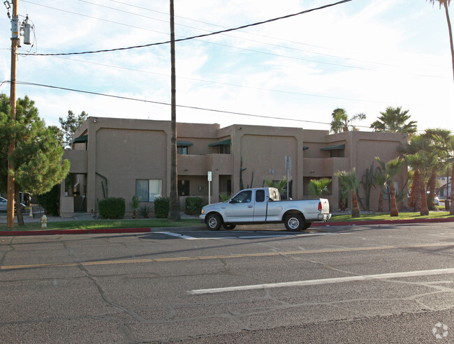 Building Photo - LaMar Apartments