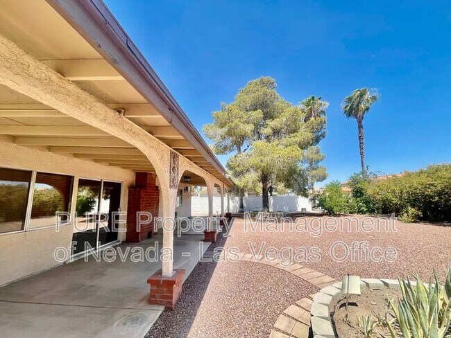 Building Photo - 6649 Wayburn Way