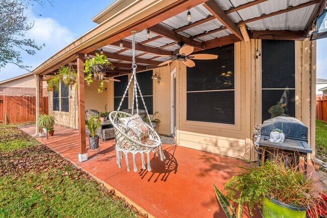 Building Photo - 24647 Hampton Lakes Dr